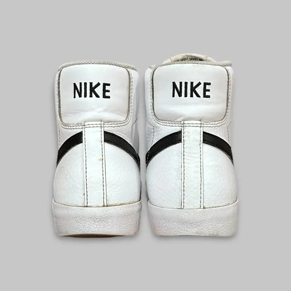 Nike Blazer Mid ’77 Vintage White Black Sneakers